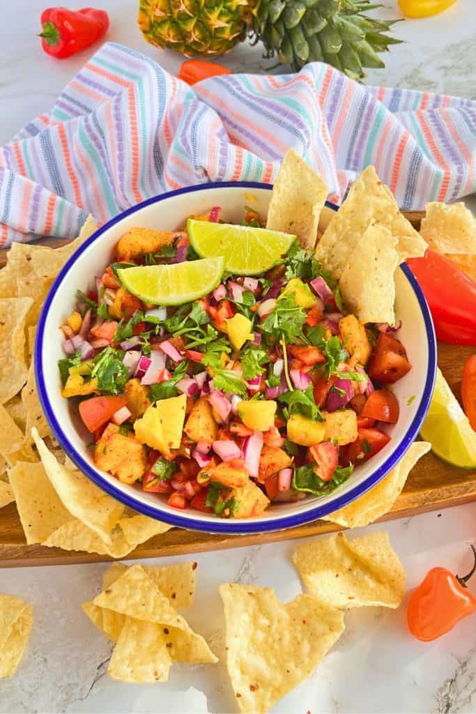 Pineapple habanero salsa