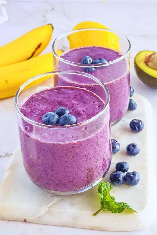 blueberry avocado smoothie 4