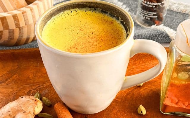 turmeric latte