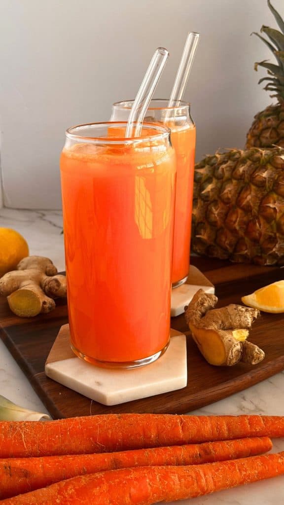 Pineapple carrot juice